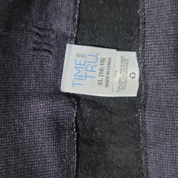 Time and Tru Black/Grey Cable Knit Leggings XL - Picture 2 of 4